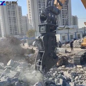 excavator pulverizer working site
