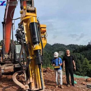 integrated rock drill and splitter use for construction