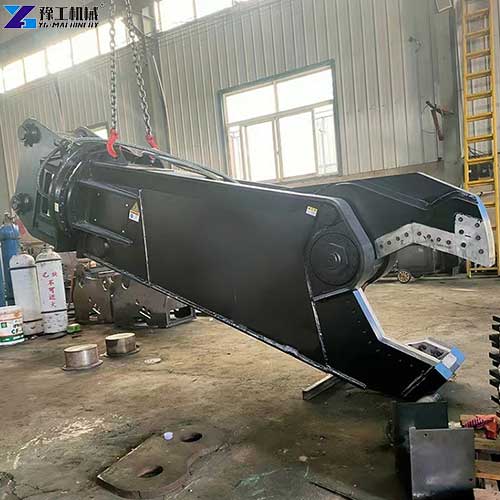 YG excavator eagle shear workshop