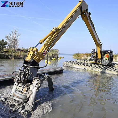 excavator dredge pump construction site
